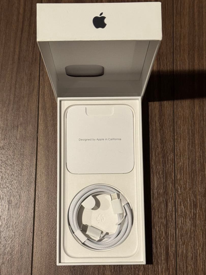 Apple iPhone 15 Pro Max米国版256GBシャッター音なし