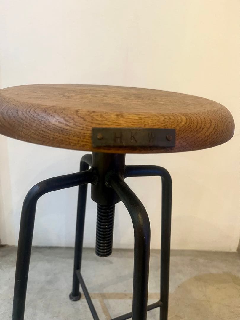 HKW（ヒロファニチャー）アイアンスツール　高さ調整可