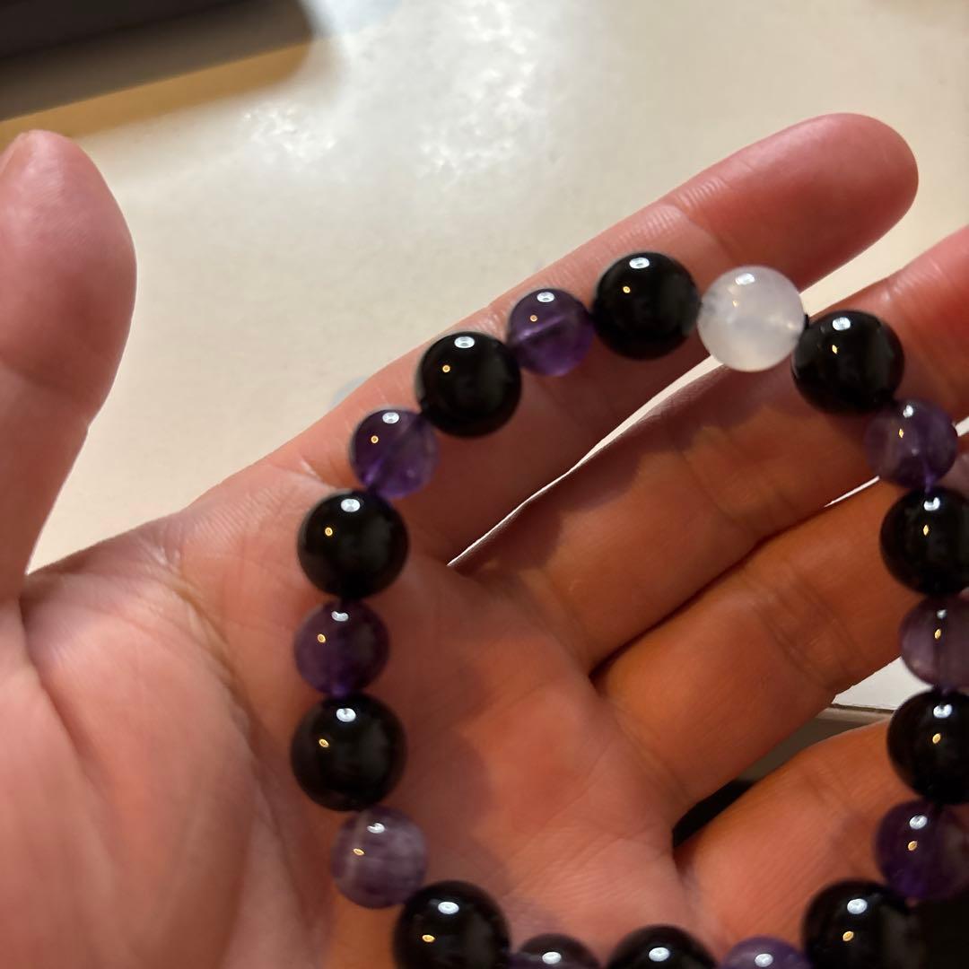 モリオンとアメジストとブルームーンストーンたんのブレスレット！