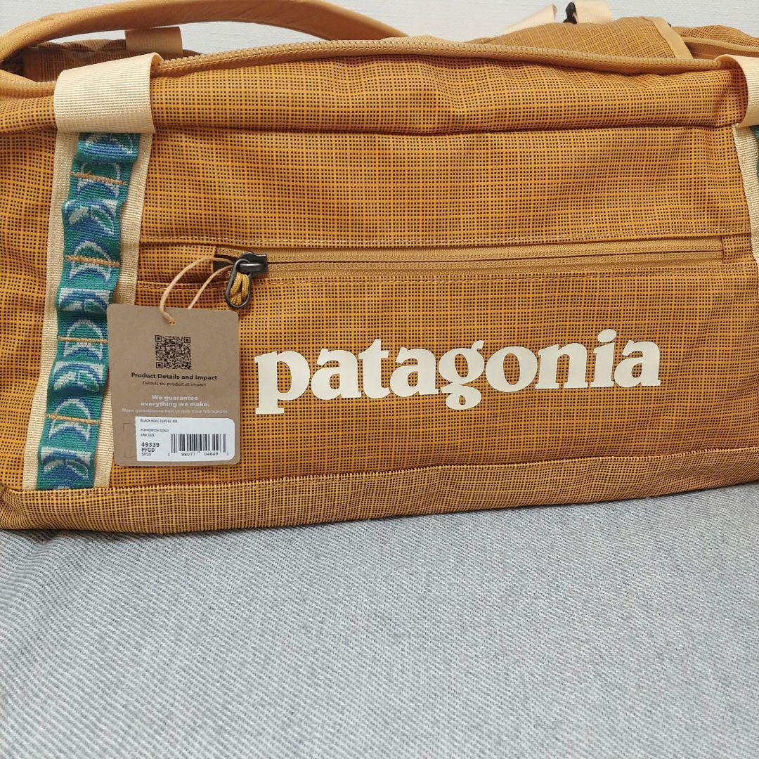 パタゴニア ブラックホール ダッフル 40L リュック タグ付き