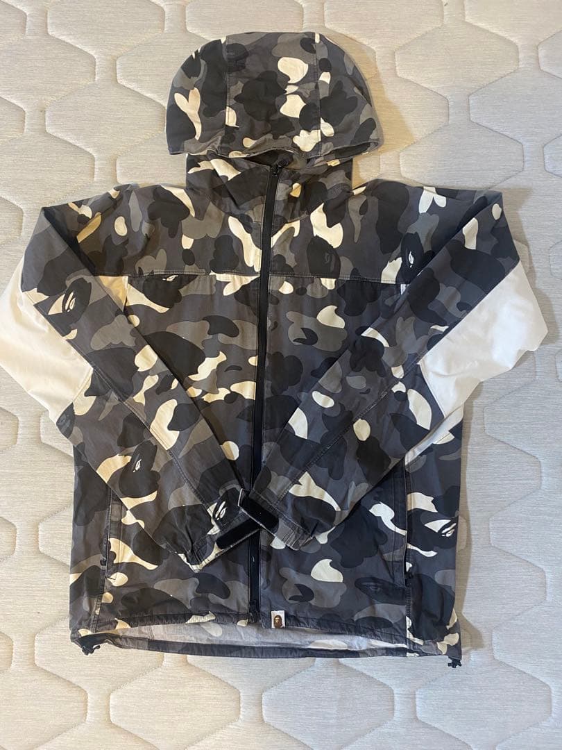 A Bathing Ape 迷彩フード付パーカー Lサイズ