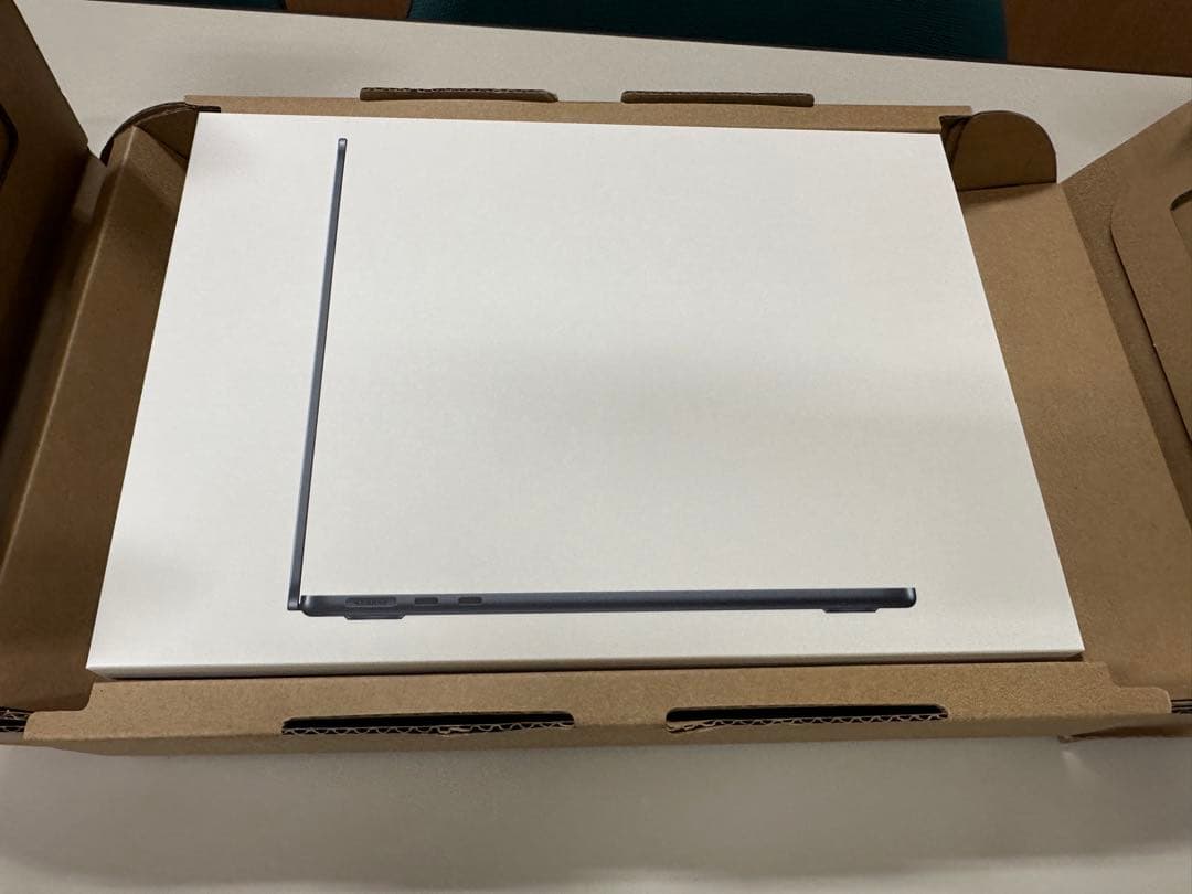 スペースグレー MacBook本体 日本語キーボード