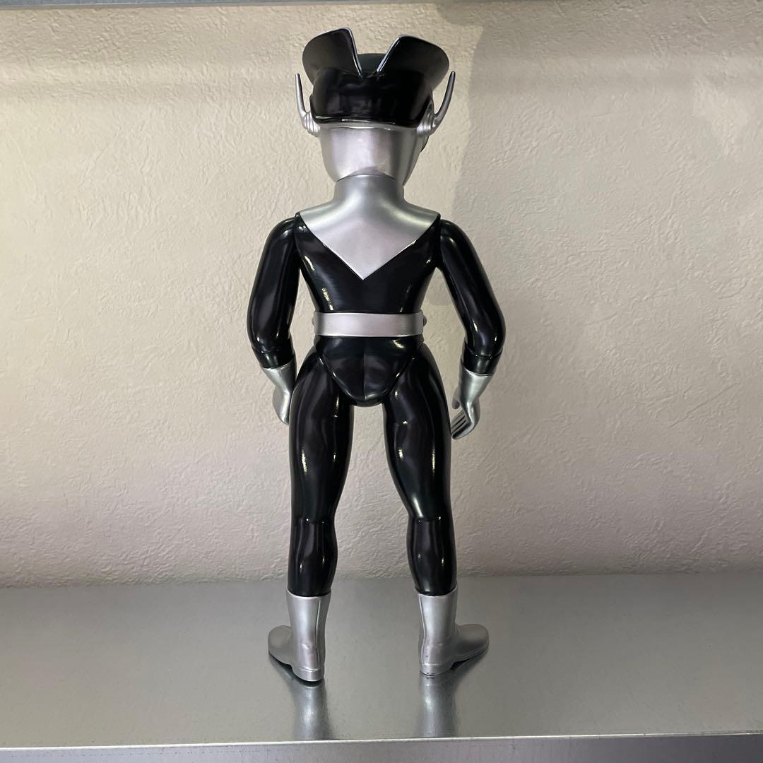 ブルマァク　レッドマン　ブラック　墓場の画廊