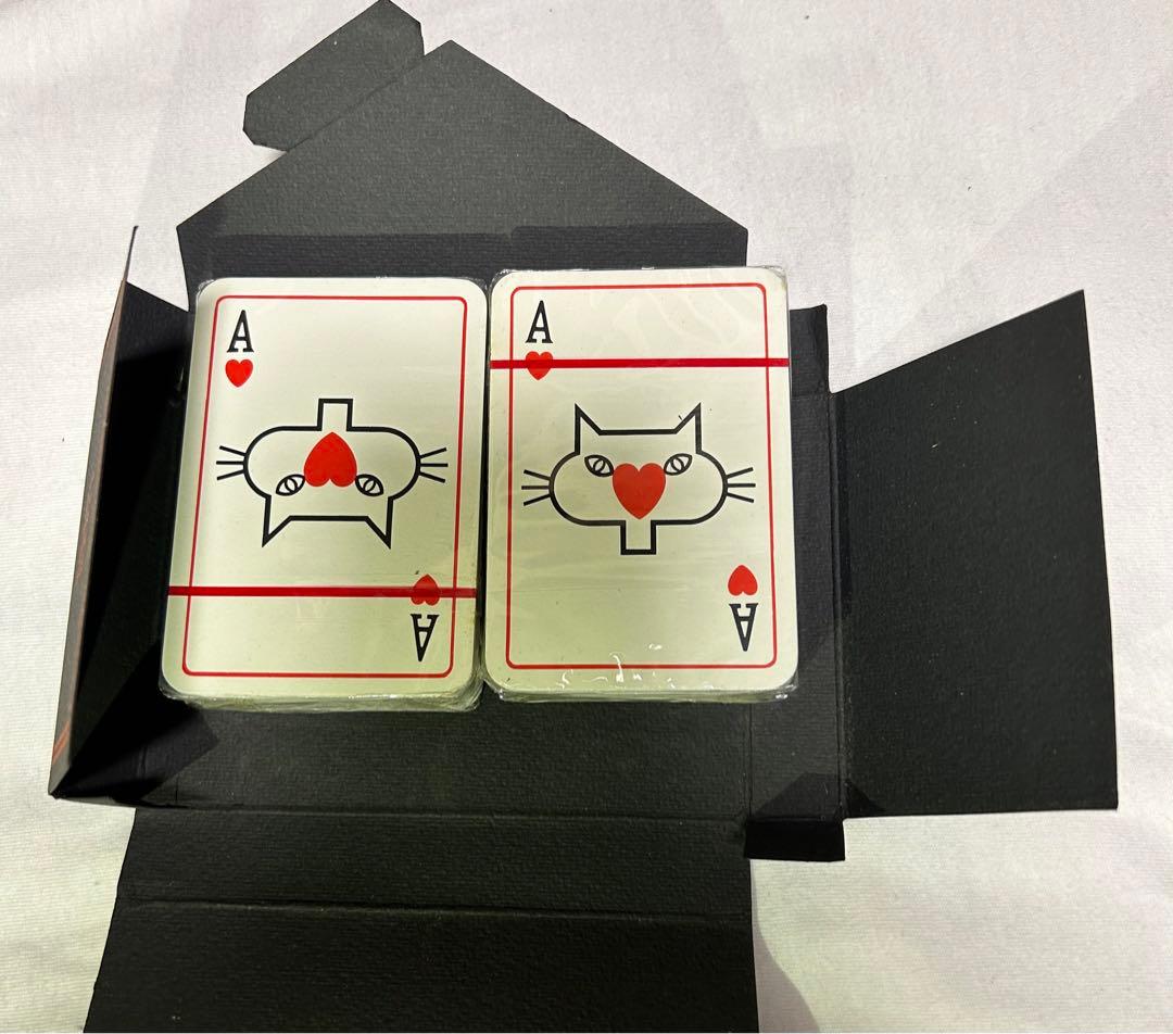 イタリア製 猫のタロットカード 希少 新品未使用 ケースいり