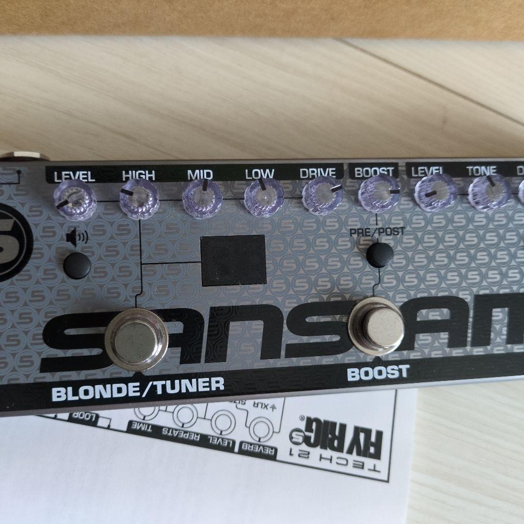 美品 Tech21 FLY RIG 5 V2 (Version2) ギターマルチ