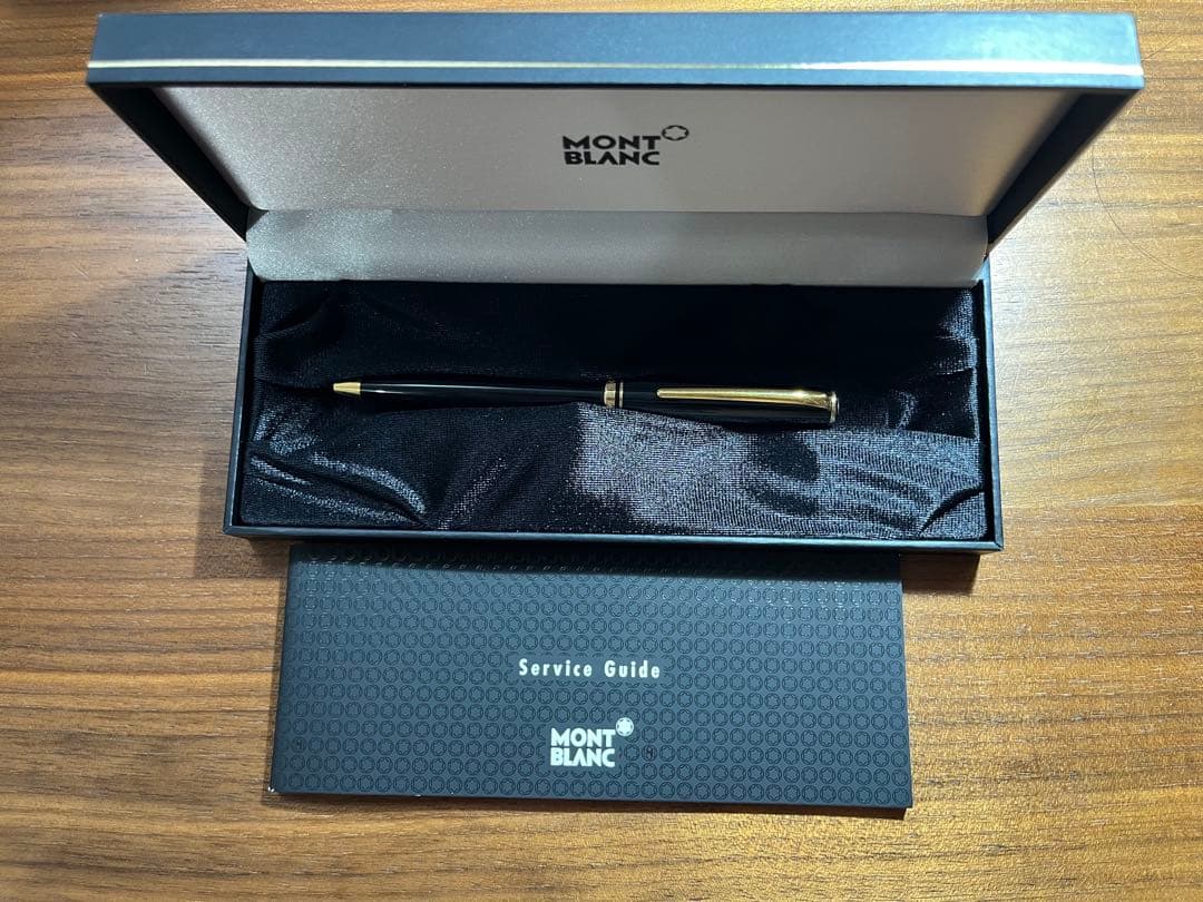 MONTBLANC ボールペン ケース 替え芯付き❗️