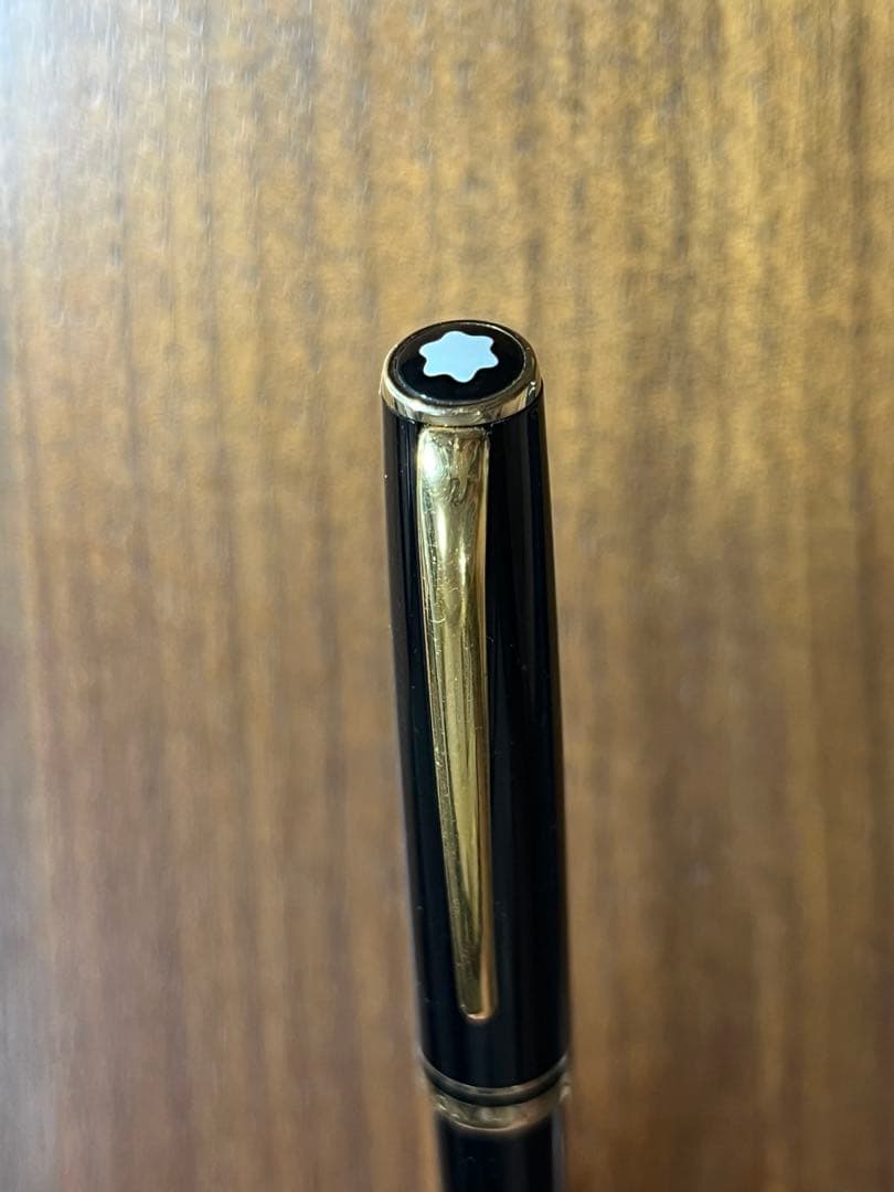 MONTBLANC ボールペン ケース 替え芯付き❗️