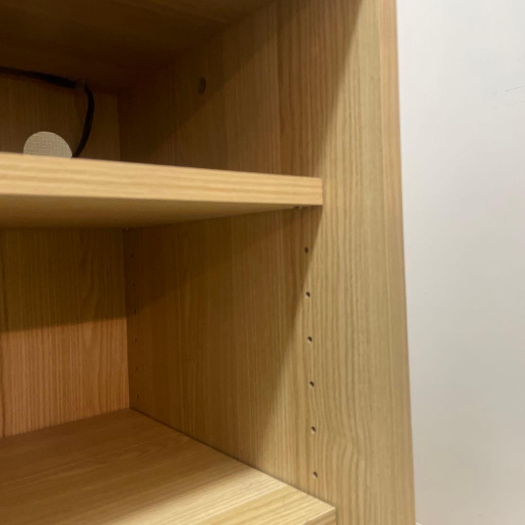 木目調　キャビネット　食器棚