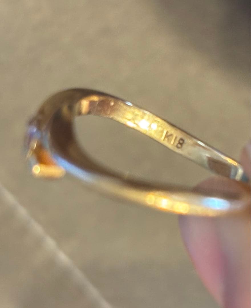 K18プチダイヤモンドリング　11号ぐらい