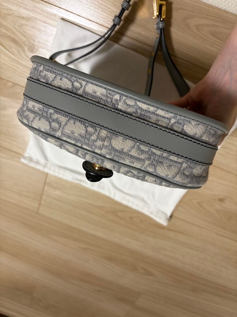 ゆら　Dior ボビー　ミディアム　グレー バッグ