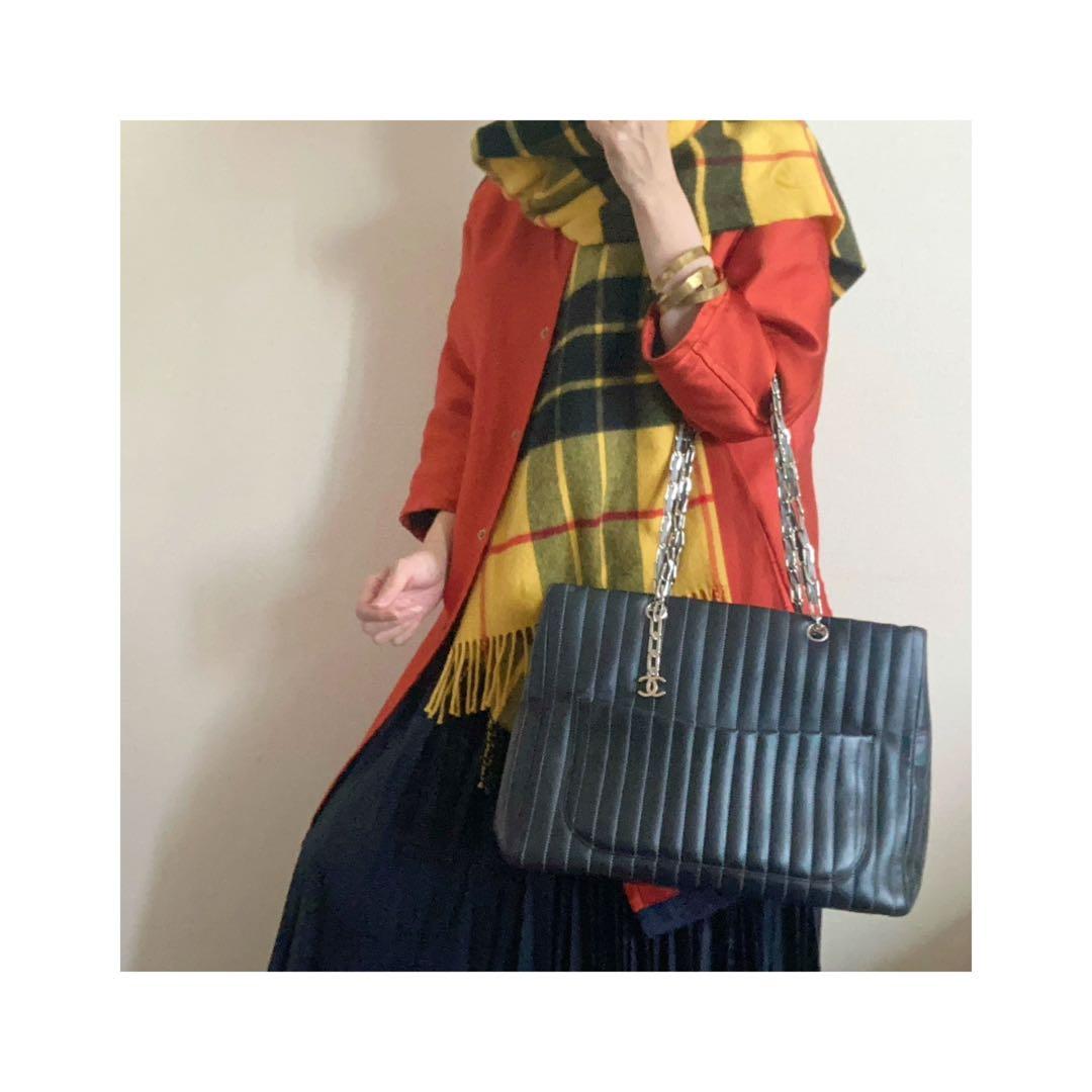 早い者勝ち♡CHANEL マドモアゼル ラムスキン チェーントートバッグ