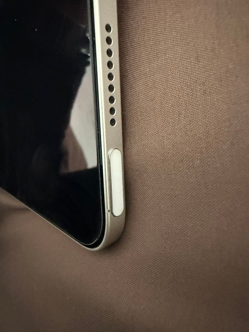 c*o様 Apple iPad Air シルバー 本体