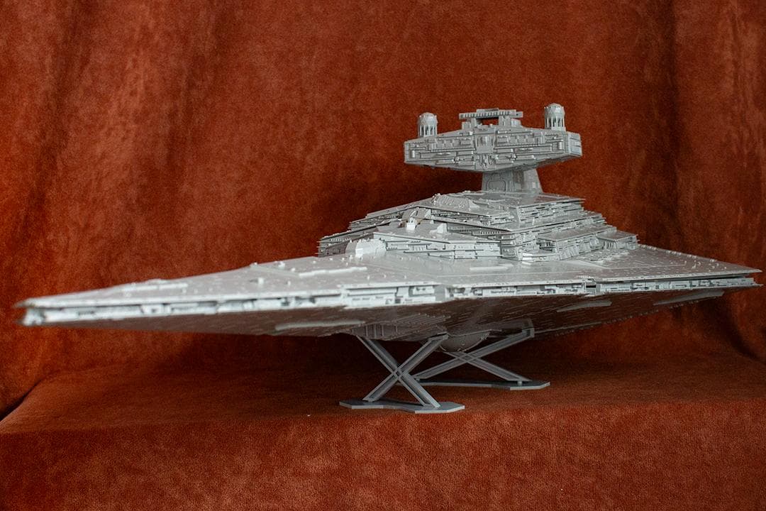 金*ー様 ズベズダ　1/2700　スター・デストロイヤー　プラモデル