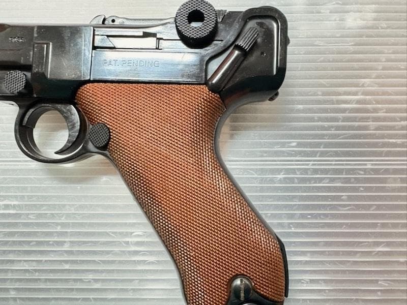 絶版品 クラウン 7mmつづみ弾 ルガー P.08 4インチ 組立キット 完成品