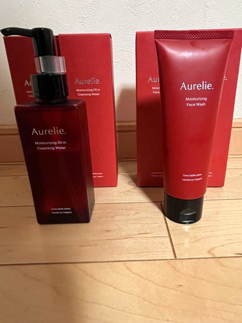Aurelie オイルクレンジングウォーターとフェイスウォッシュ