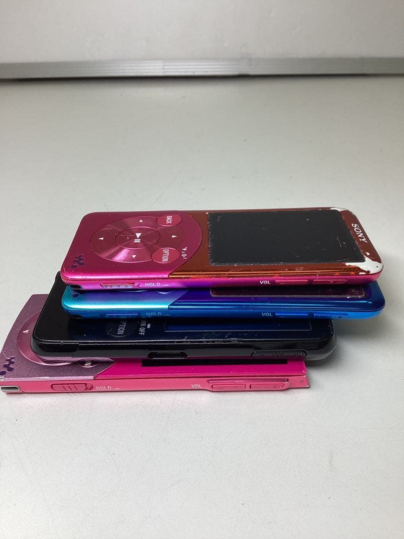 T*i様 ジャンク　SONY ウォークマン、iPod など　 まとめて9点