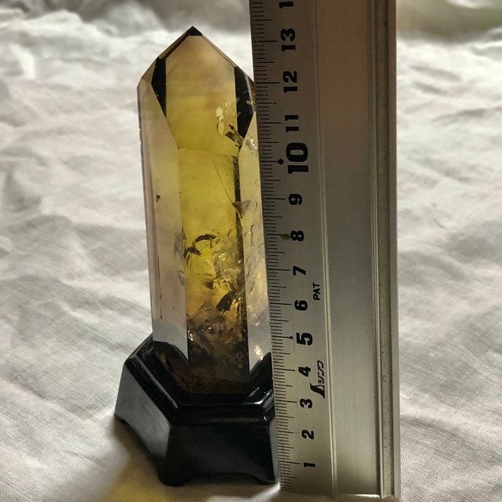 黒水晶　台座付き