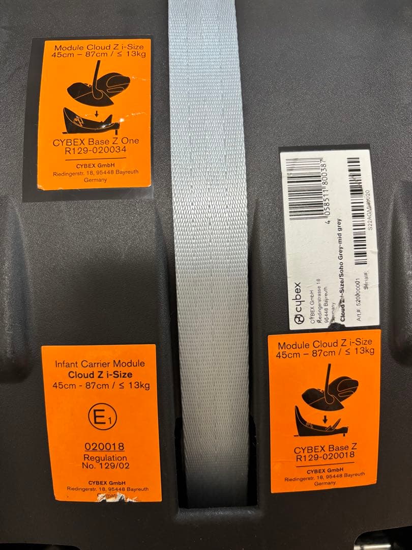 【セット販売】サイベックス Cloud Z i-Size ベビーシート、ベースZ