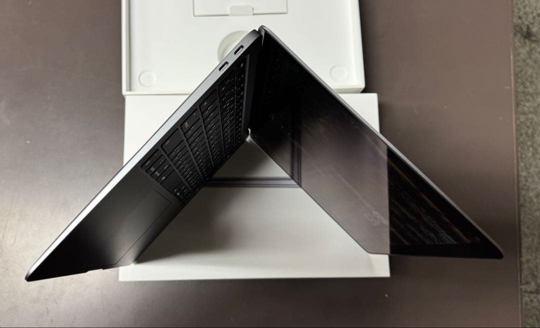 k*a様 MacBook Air スペースグレー M1 16GB 256GB 充