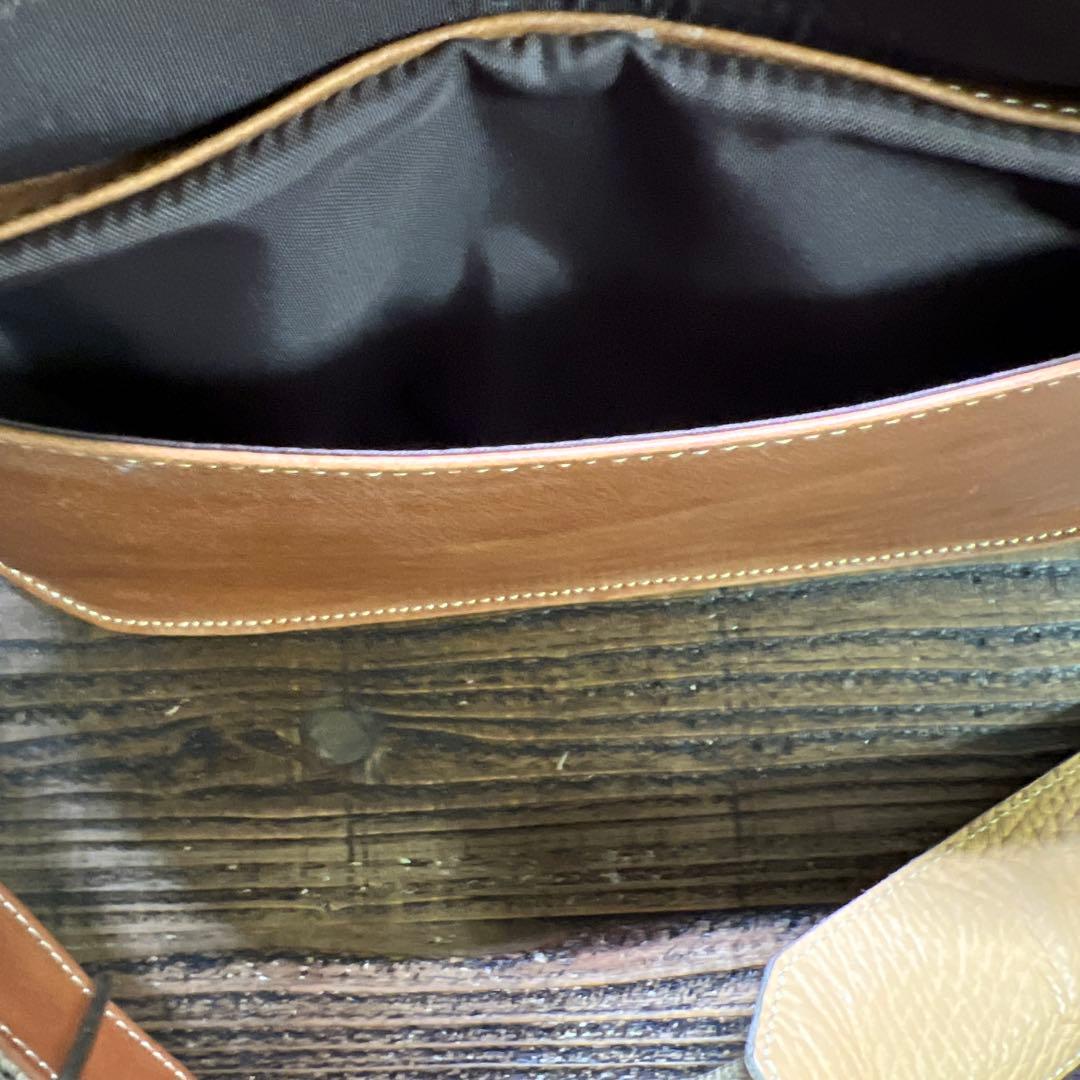 kisou 卉奏 acru レザー カメラバッグ　仕切2枚付