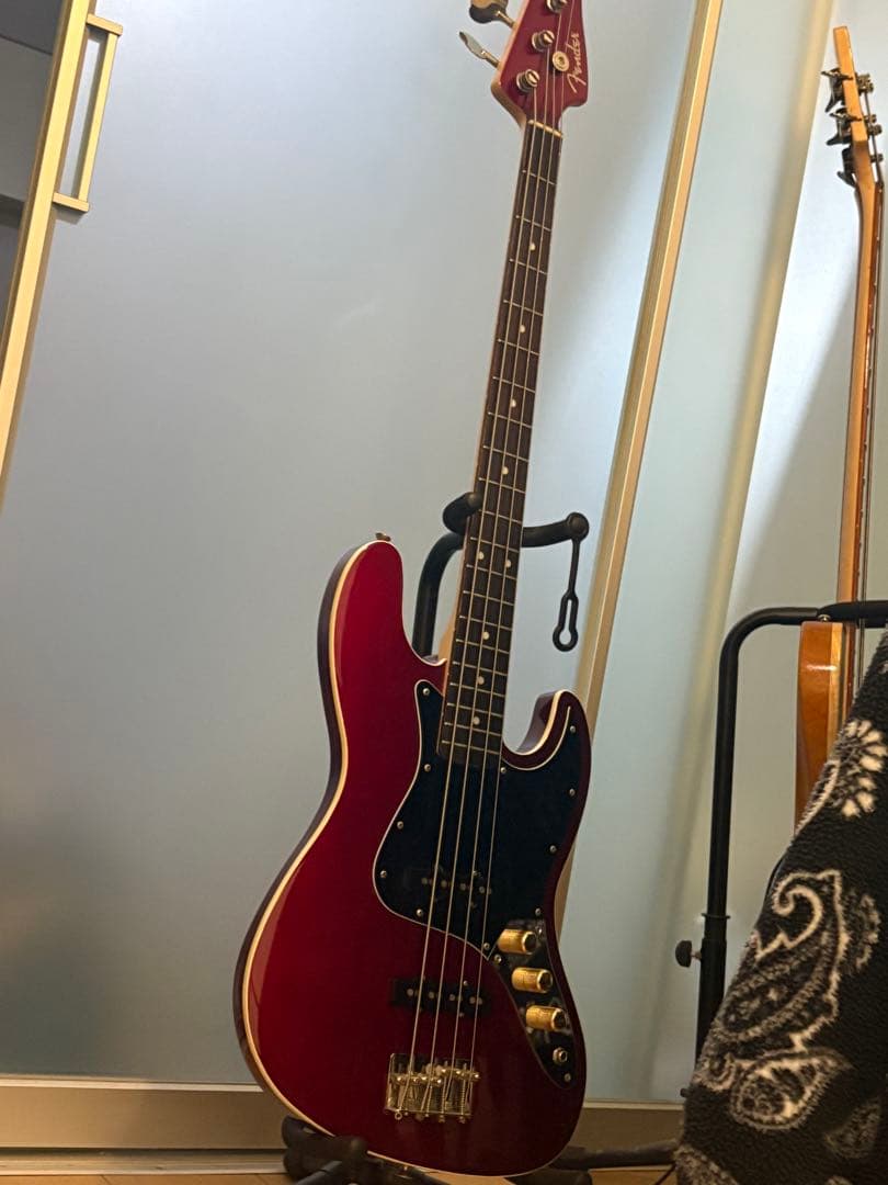 Fender Aerodyne Jazz Bassワインレッド ジャズベース4弦
