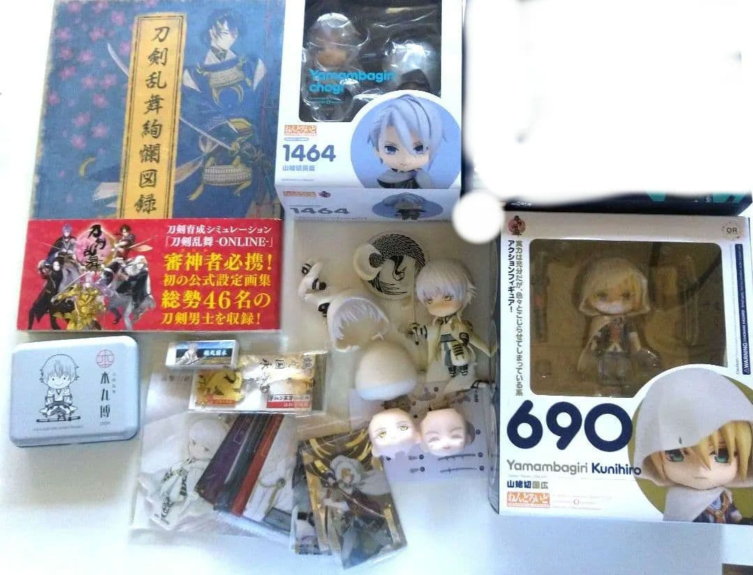刀剣乱舞 山姥切国広 山姥切長義 鶴丸国永 ねんどろいど カード他まとめ売り