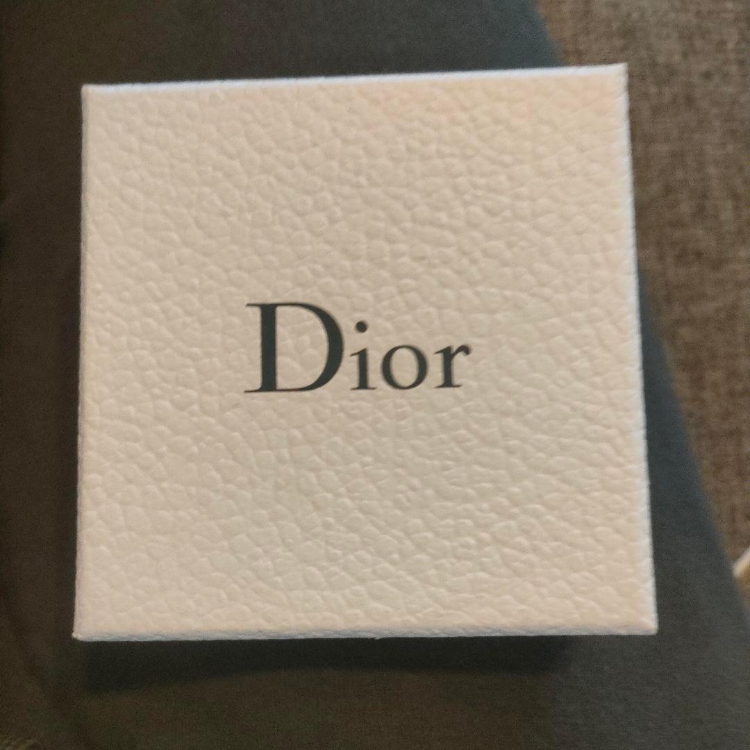 M*Y様 Christian Dior トライバルピアス　ブラック　パール Di