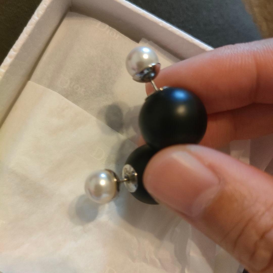 M*Y様 Christian Dior トライバルピアス　ブラック　パール Di