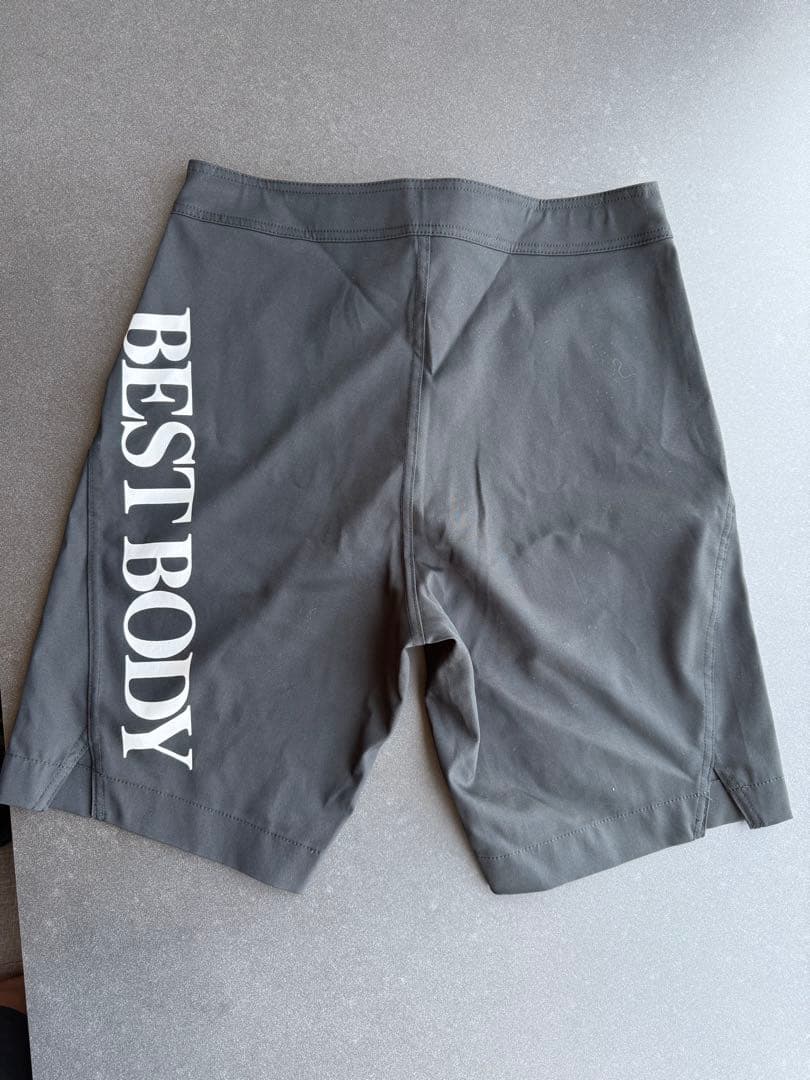 ベストボディジャパン　サーフパンツ　Sサイズ　ブラック