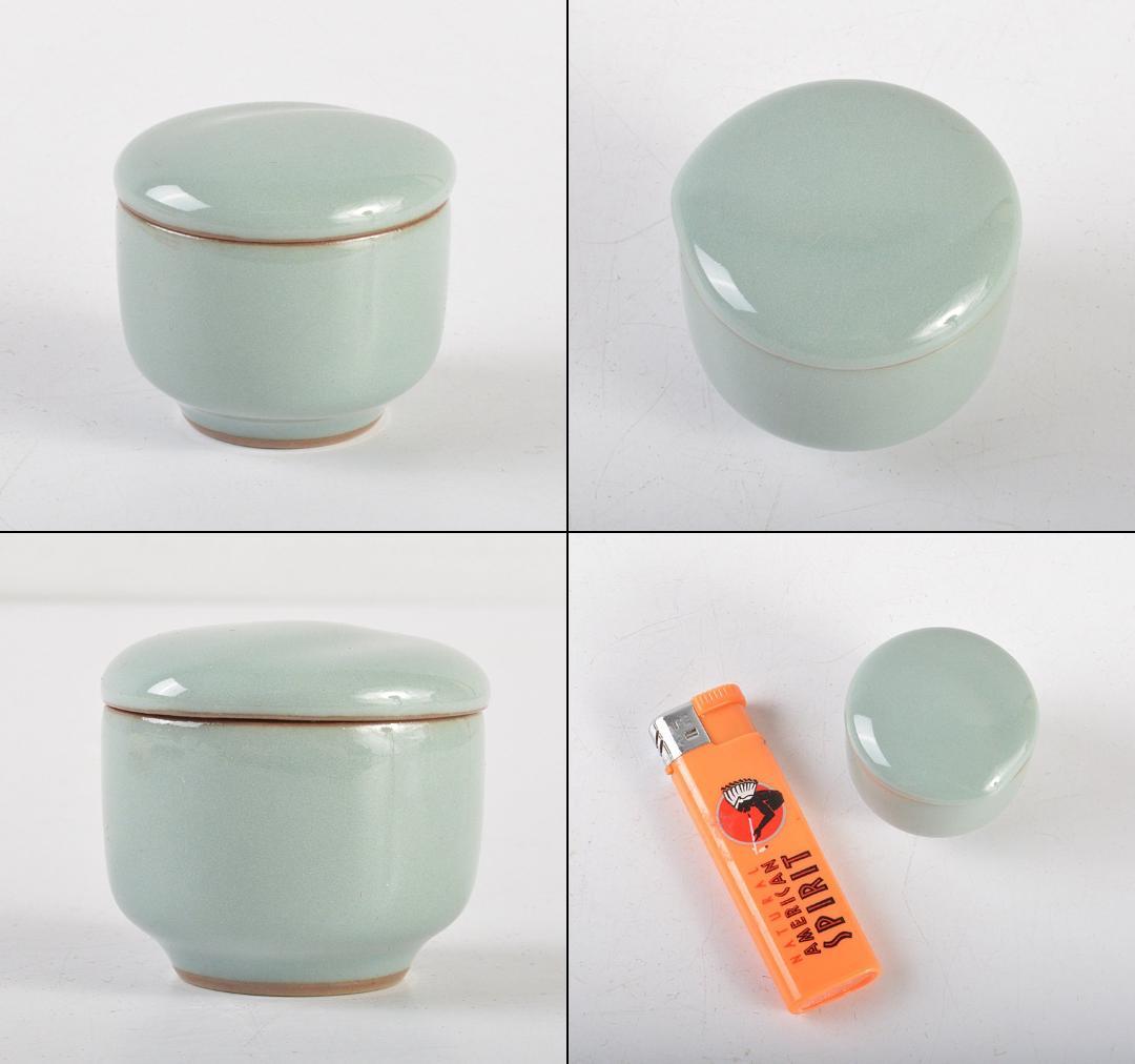 茶道具　三代　諏訪蘇山作　青磁　桃香合　表千家堀内宗完兼中斎極め箱C　R5102