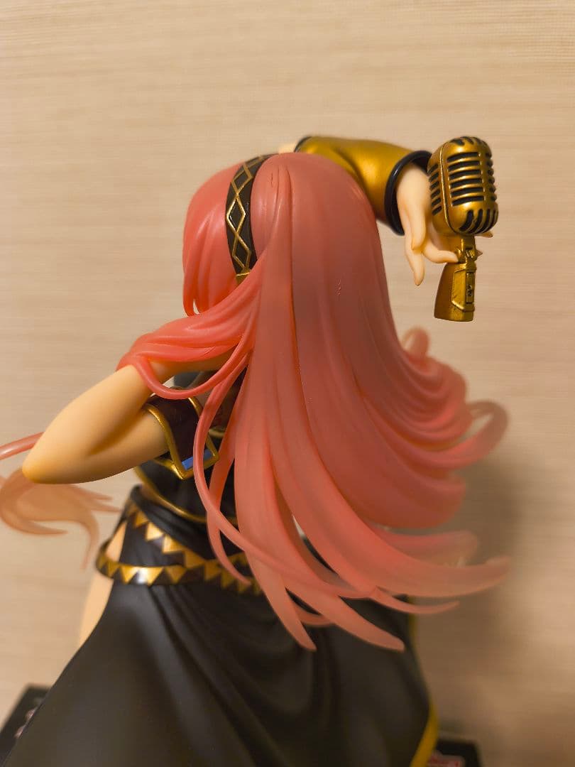 巡音ルカ MEGURINE LUKA TONY VER. フィギュア