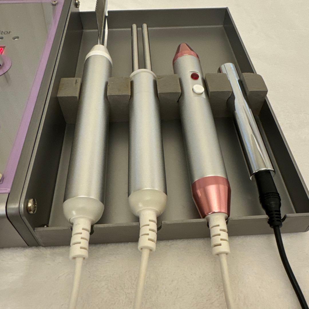 aポイント照射★アキュライズ★複合美容機器 ★東洋美容