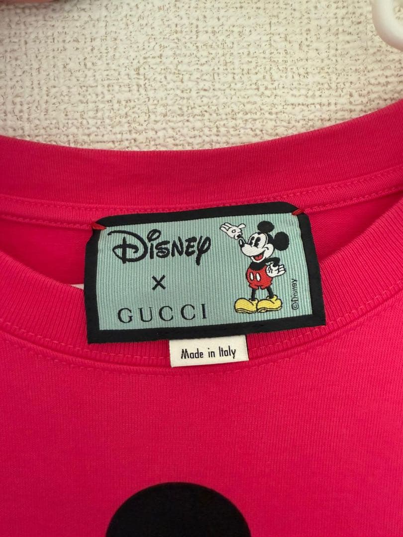 Disney x Gucci ミッキーマウス Tシャツ ピンク