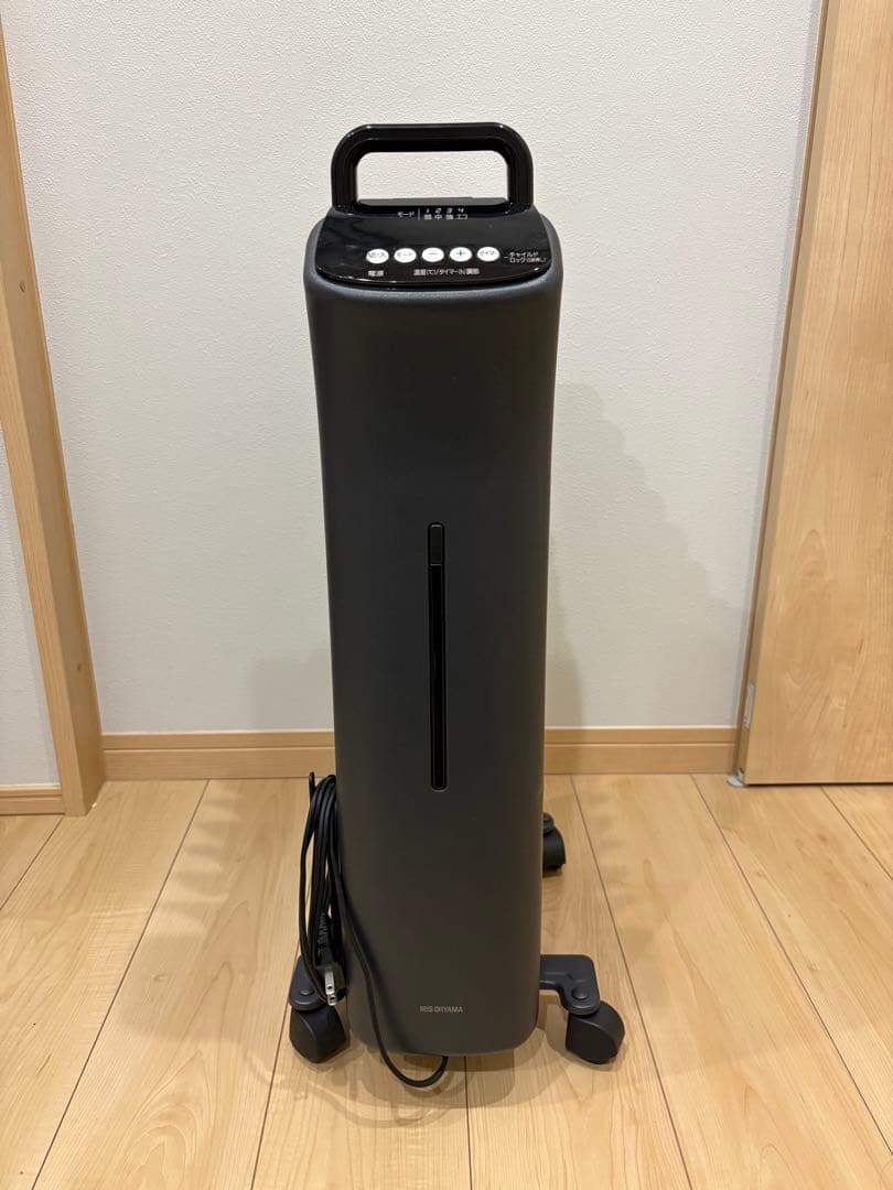 【美品】オイルヒーター　アイリスオーヤマ