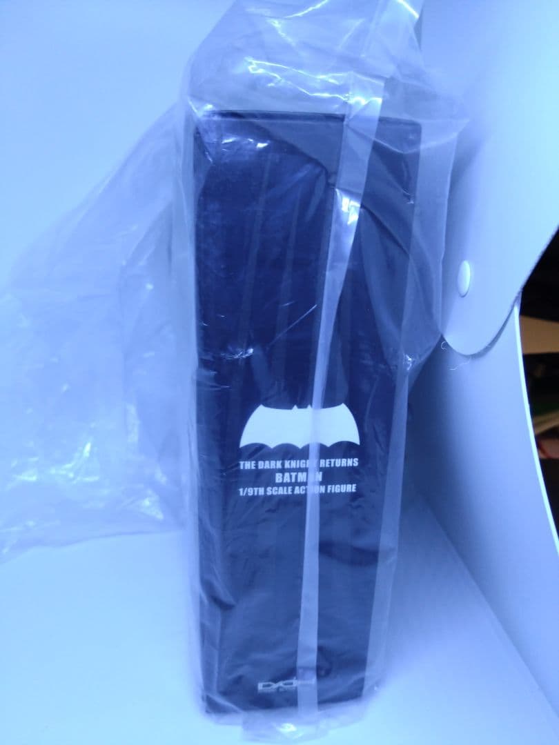 バットマン　ダークナイトリターンズ　ビーストキングダム　フィギュア　2体セット