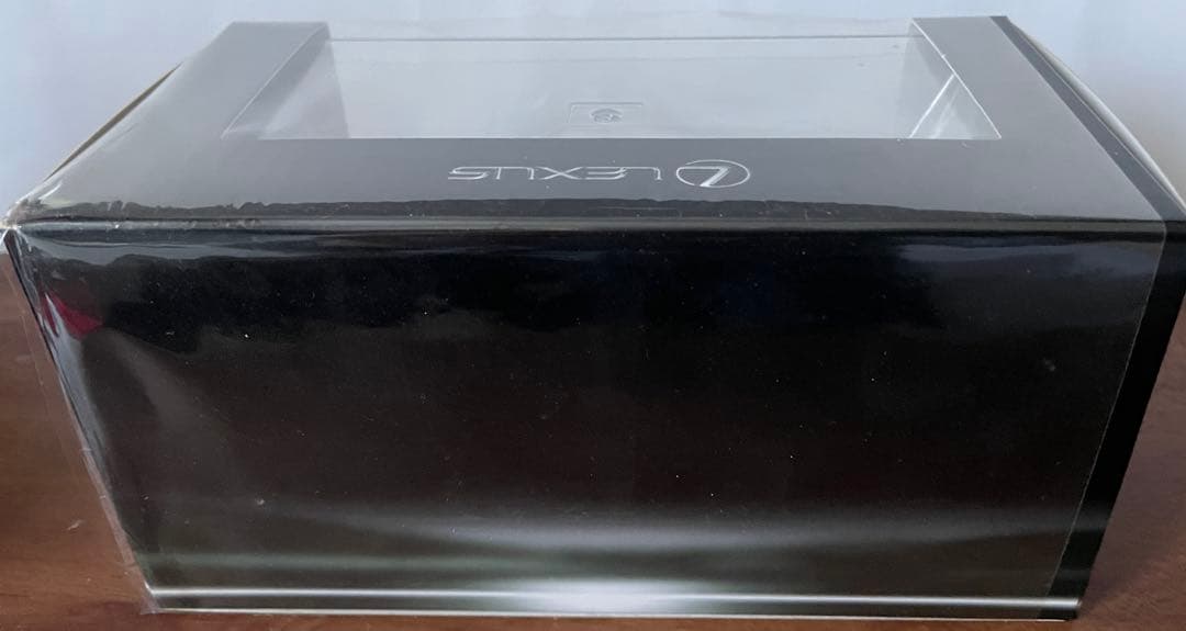 再値下げ！Lexus LX 570 1/43スケールミニカー