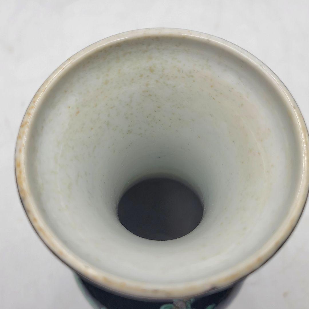 したん　中国美術　黒地に五彩　花瓶　時代物　清朝　箱無し