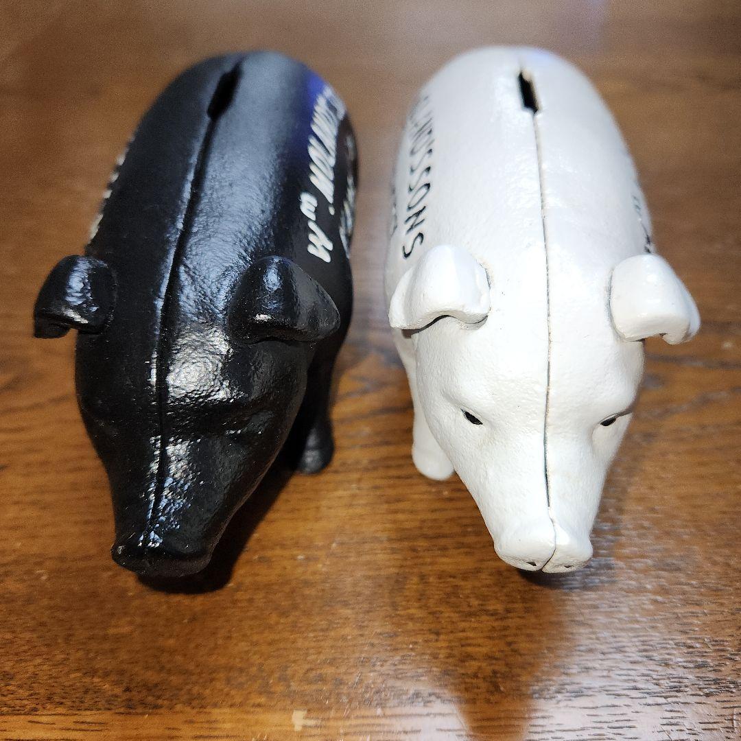 Quaker City Hams アンティーク豚の貯金箱 白と黒のセット