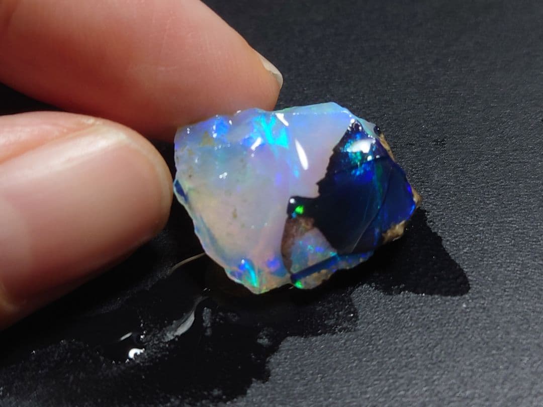 混合　エチオピアオパール　ウェロ産　チョーク　鉱物標本　原石