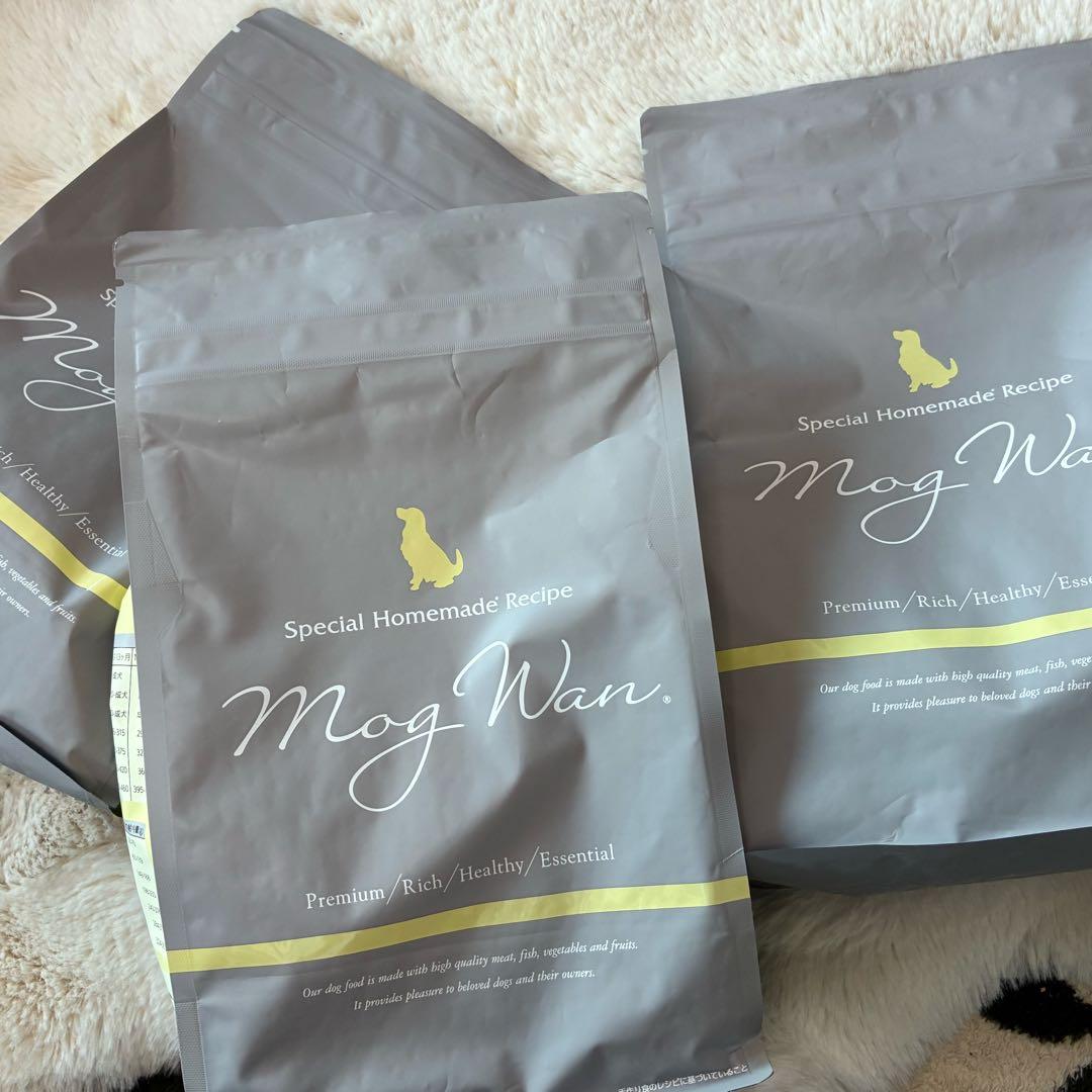 Mog Wan. ドライドッグフード プレミアム