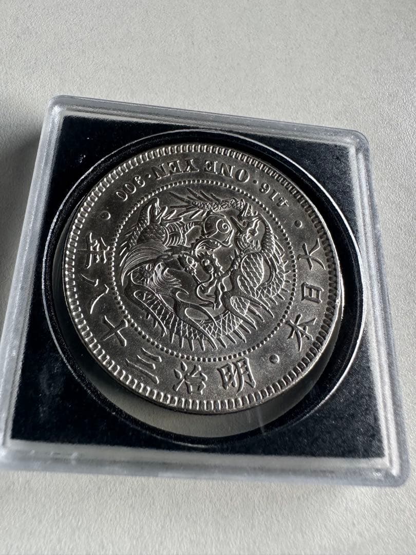 【本物保証】　極美品　一圓銀貨　明治38年銘　26.99g