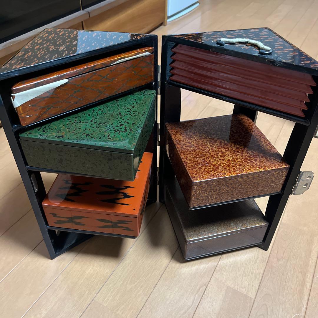 漆塗り重箱 引き出し式