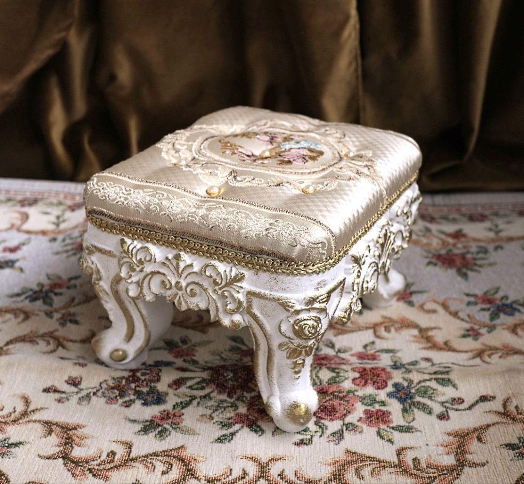 あまえび@プロフ必読様 1/3アンティーク調スツール