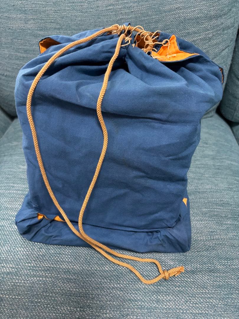 輪島塗 三段重 台付　飛花沈金　うるし塗