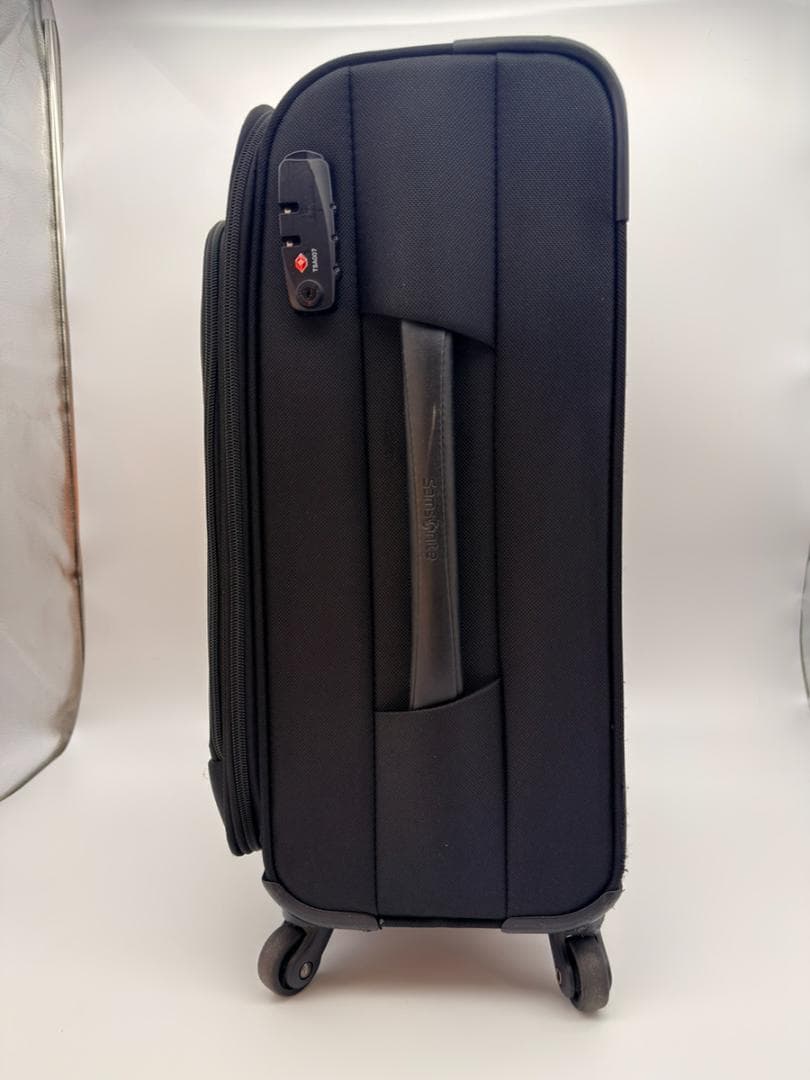 美品 4輪 サムソナイト ヴァイゴン キャリーケース 黒 機内持込可 軽量