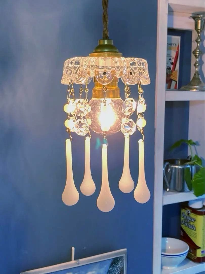 ミニシャンデリア　（白♡バカラ）　オパールセント　フランス