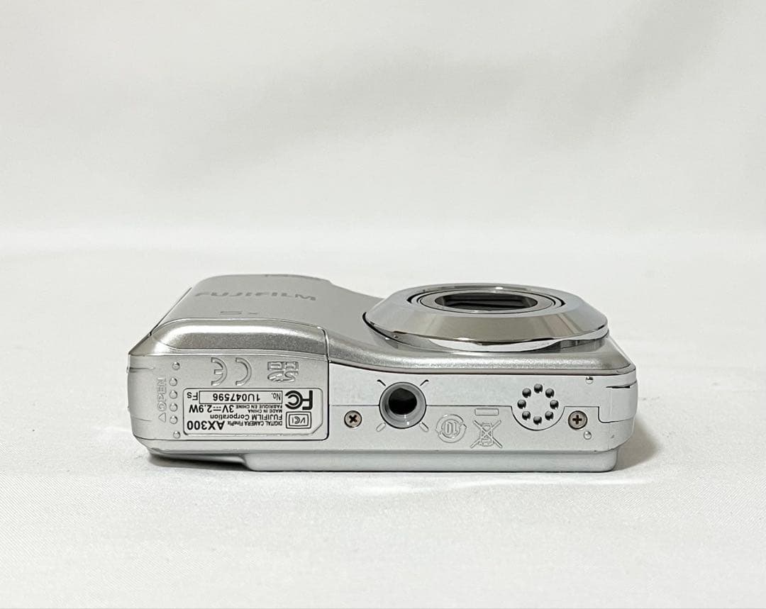 【完動品】FUJIFILM Finepix AX300デジタルカメラ 動作確認済