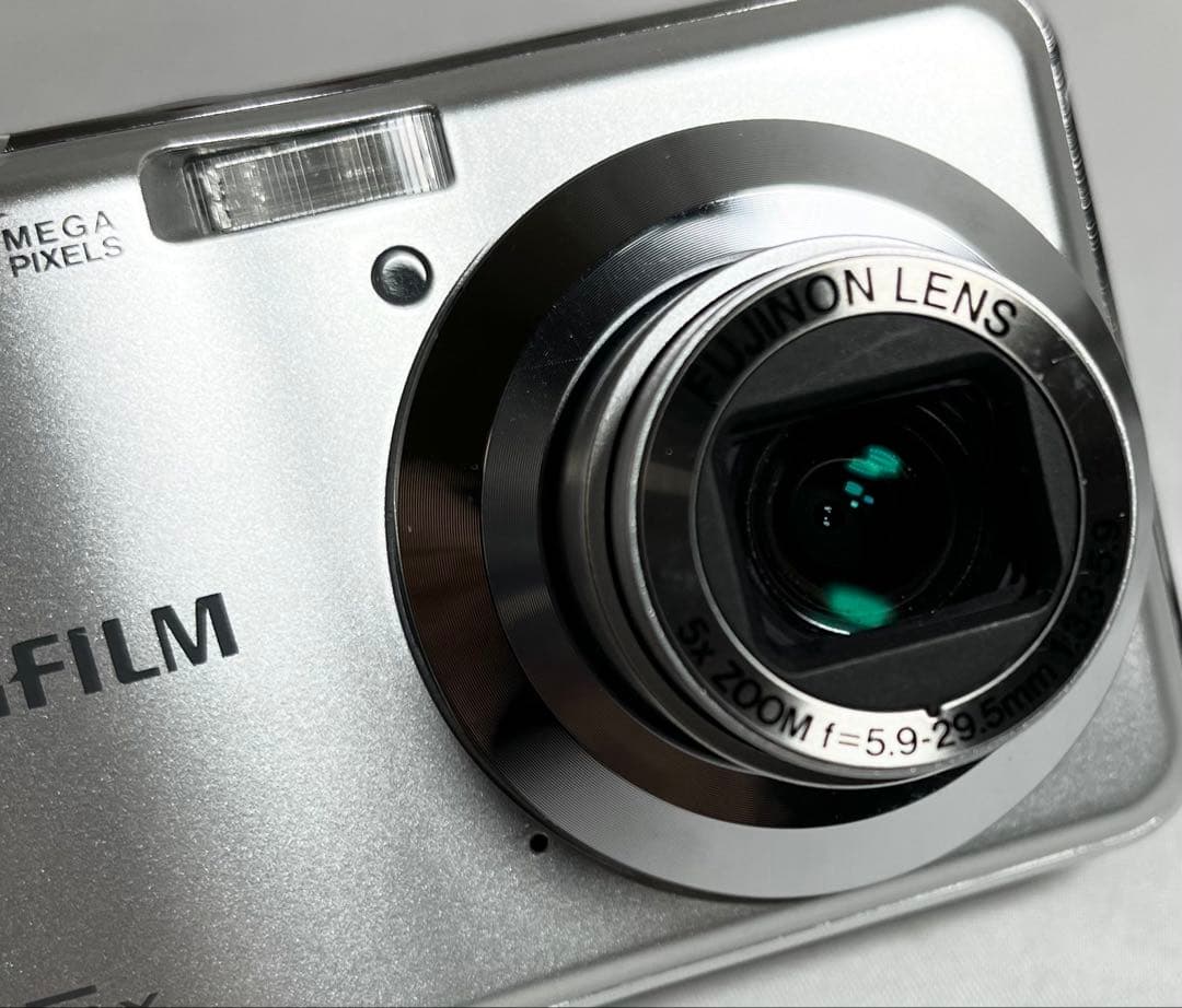 【完動品】FUJIFILM Finepix AX300デジタルカメラ 動作確認済