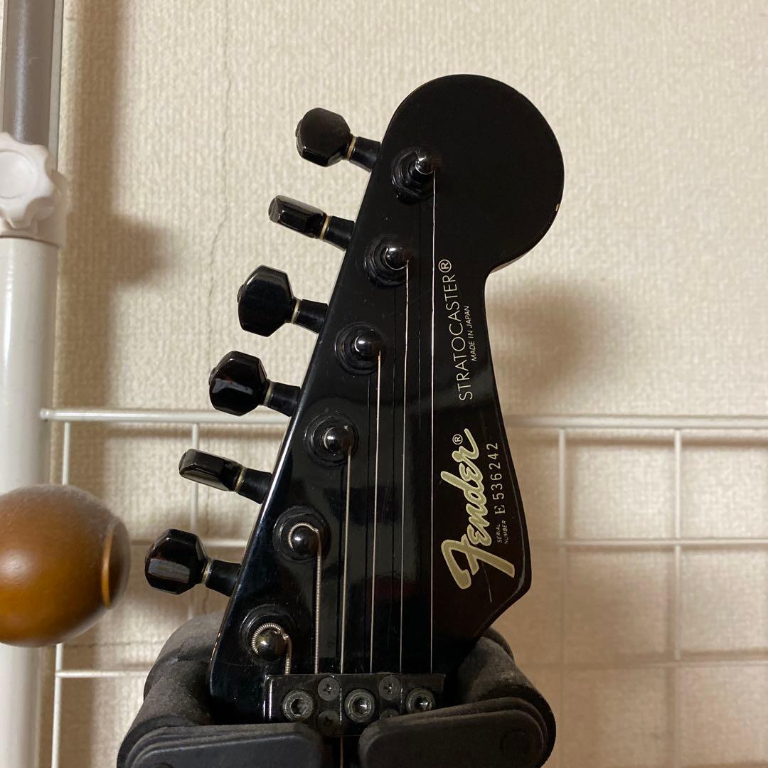 Fender JAPAN Stratocaster boxer Eシリアル