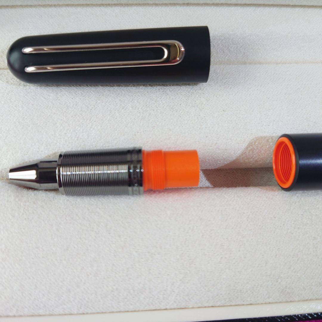 モンブラン M ローラーボール（ULTRA BLACK ver 2018）